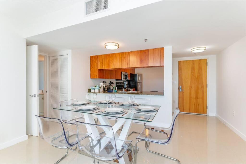 Stunning 2br With Ocean View At Brickell, Free Parking Appartamento
